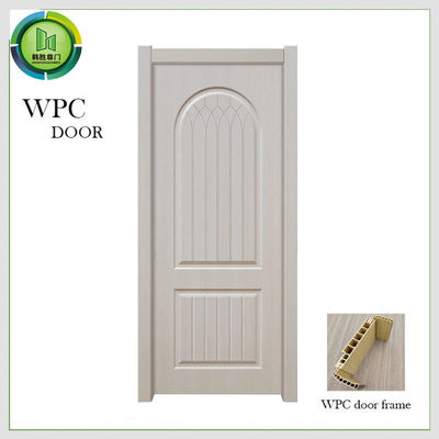 Un buen precio. Pintura resistente dentro de puertas, puerta de la presión de entrada de la pintura del ODM WPC en línea