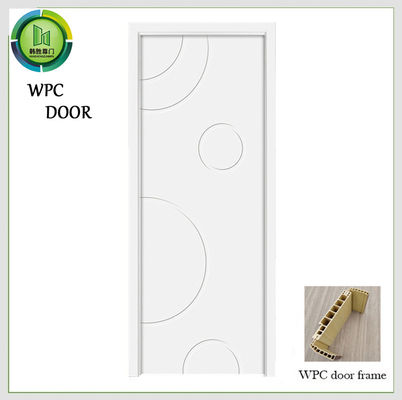 Un buen precio. Puerta llana resistente de la termita WPC que jadea uso superficial acabado del cuarto de baño del hotel en línea