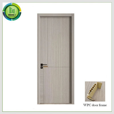 Un buen precio. WPC pelan la sola puerta del patio de UPVC, uso de madera a prueba de humedad del hotel de las puertas de UPVC en línea