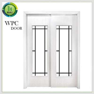 Un buen precio. Material de cristal insonoro resistente de la puerta deslizante del OEM WPC de humedad en línea