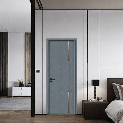 Un buen precio. Puerta hueca de WPC puerta compuesta duradera con construcción libre de mantenimiento excelente aislamiento térmico y acabados de superficie personalizables en línea