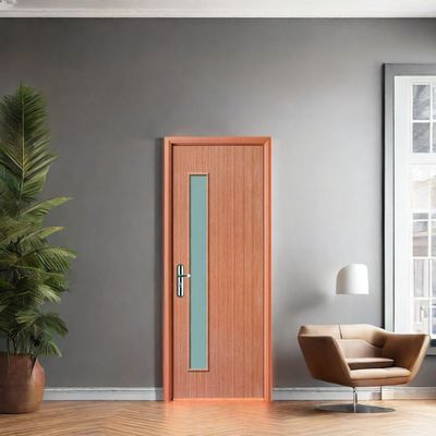 Un buen precio. Puerta de vidrio WPC con paneles compuestos huecos adecuada para interiores residenciales modernos en línea